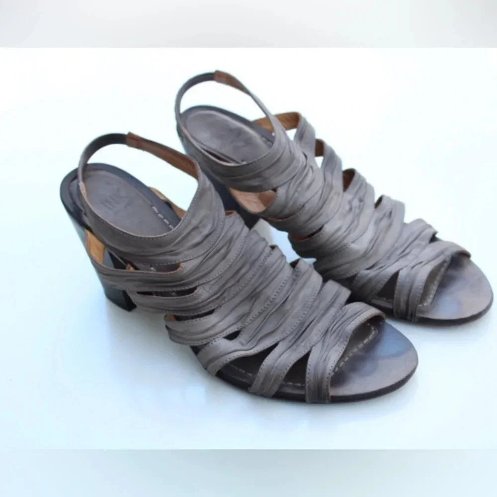 INK sandals